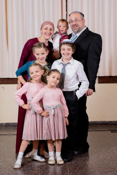 Meet Deborah (Myers) Radomsky Bat Zion Graduate 5759